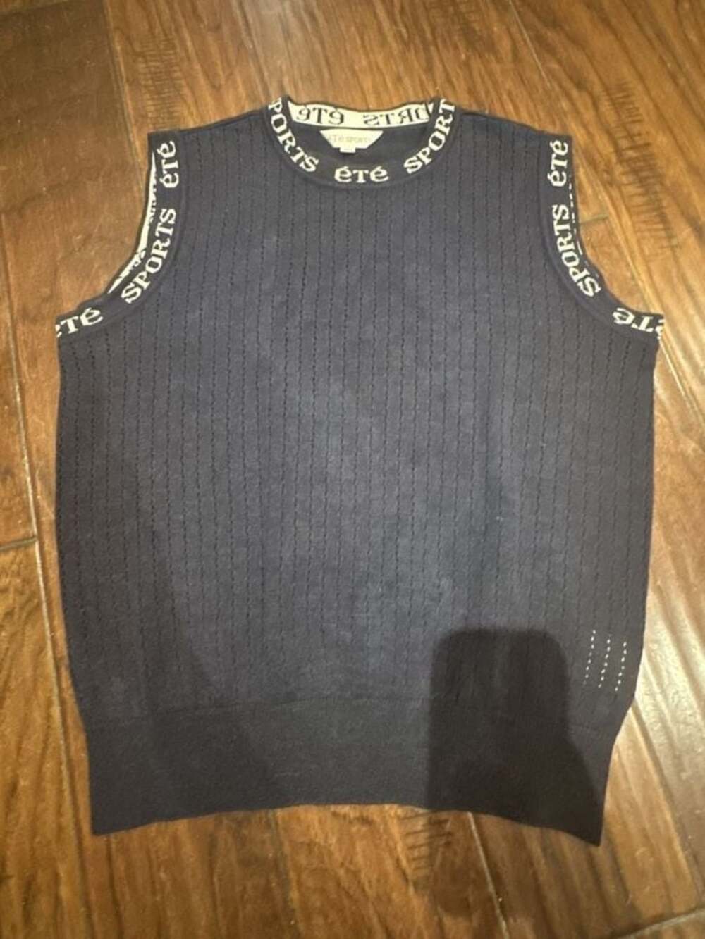 éTé Sports Navy Blue Knit Sleeveless Sweater Vest Size 90